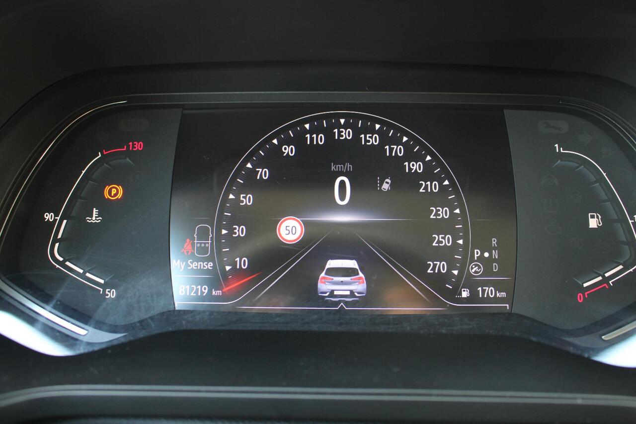 Renault CAPTUR 1.3 TCe 155 Intens | Navigatiesysteem | Trekhaak | Dodehoekwaarschuwing| Adaptive Cruisecontrol | Apple/Android Auto | Stoelverwarming | Climatecontrol