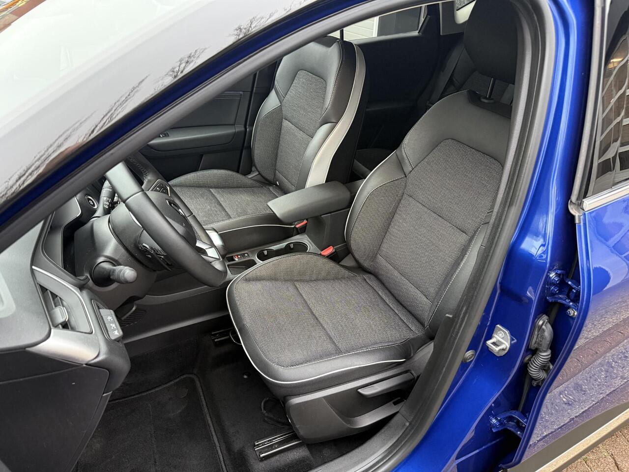 Renault CAPTUR 1.3 TCe 140pk EDC Intens+Camera!!