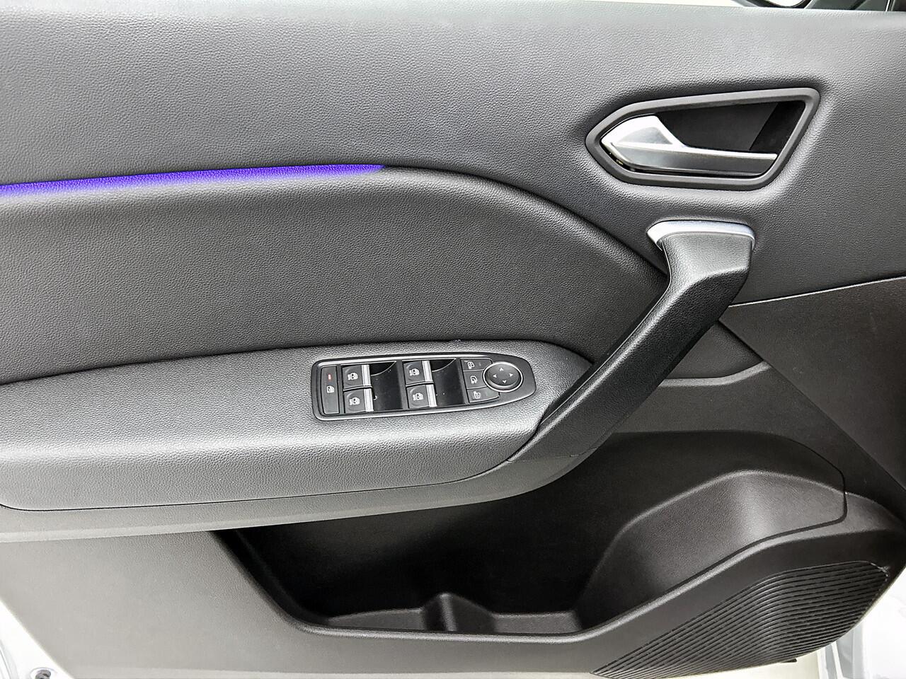 Renault CAPTUR E-Tech plug-in hybrid 160PK techno / NAVI GROOT / 18" LM / STOELVERWARMING