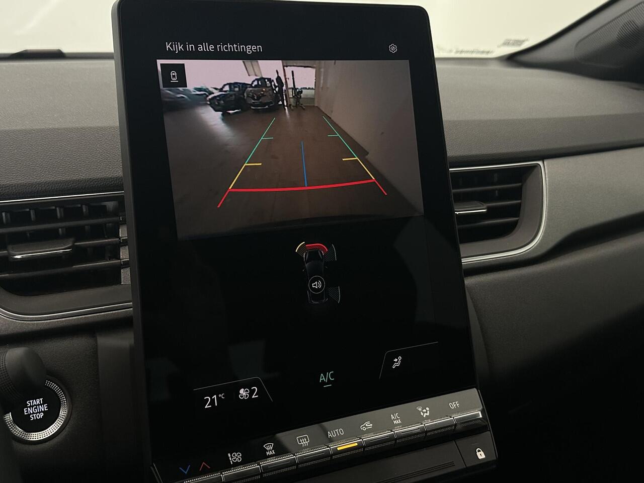 Renault CAPTUR 1.3 Mild Hybrid 160 Techno | Navigatie 9,3" | Climate Control | Cruise Control | Parkeersensoren voor, achter en achteruitrijcamera | Apple Carplay/Android Auto