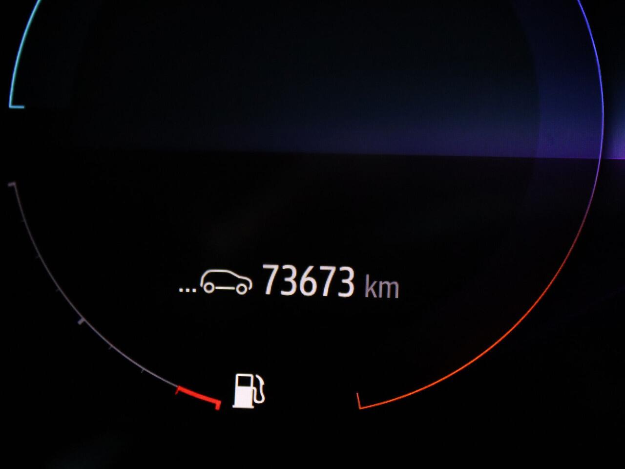 Renault CAPTUR 160pk E-Tech Plug-in Hybrid Intens Automaat BOSE | Camera | Cruise | Navi | Parkeersens. v+a