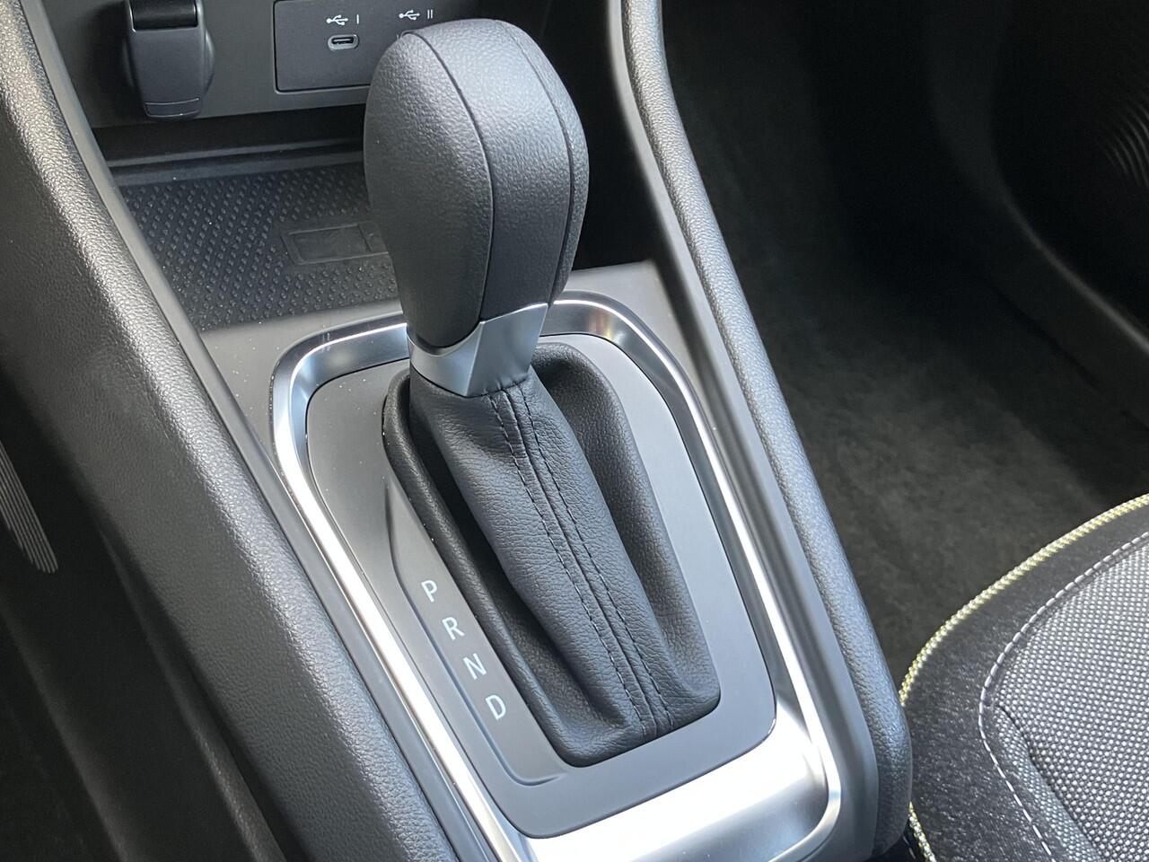 Renault CAPTUR 1.3 160 EDC AUTOMAAT techno * TREKHAAK / FACELIFT *