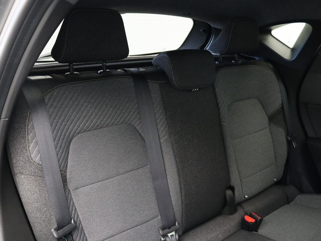 Renault CAPTUR Techno TCe 115 | Achteruitrijcamera | Elektrisch verwarmbare voorstoelen | Elektronisch geregelde airconditioning