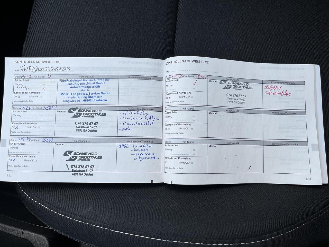 Renault CAPTUR 1.0 TCe 100 Zen / Navigatie full map / Apple Carplay & Android Auto / Parkeersensoren achter / Keyless Entry & Start / Cruise- en Climate Control / Lage KM - stand