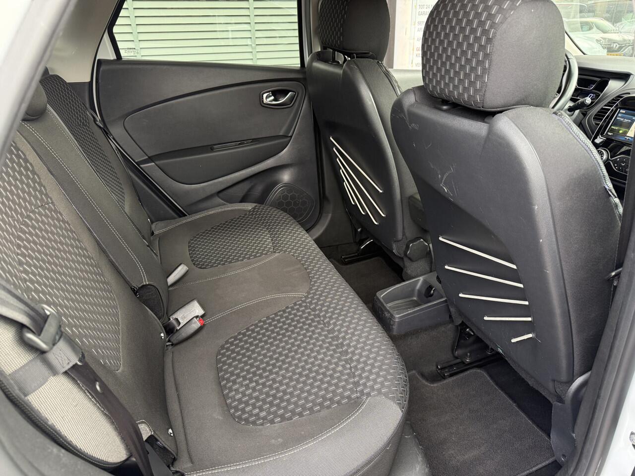 Renault CAPTUR Intens Tce 150 EDC automaat | sensoren voor, zij, achter | camera | tijdelijk gratis Top Afleverpakket twv Eur 695
