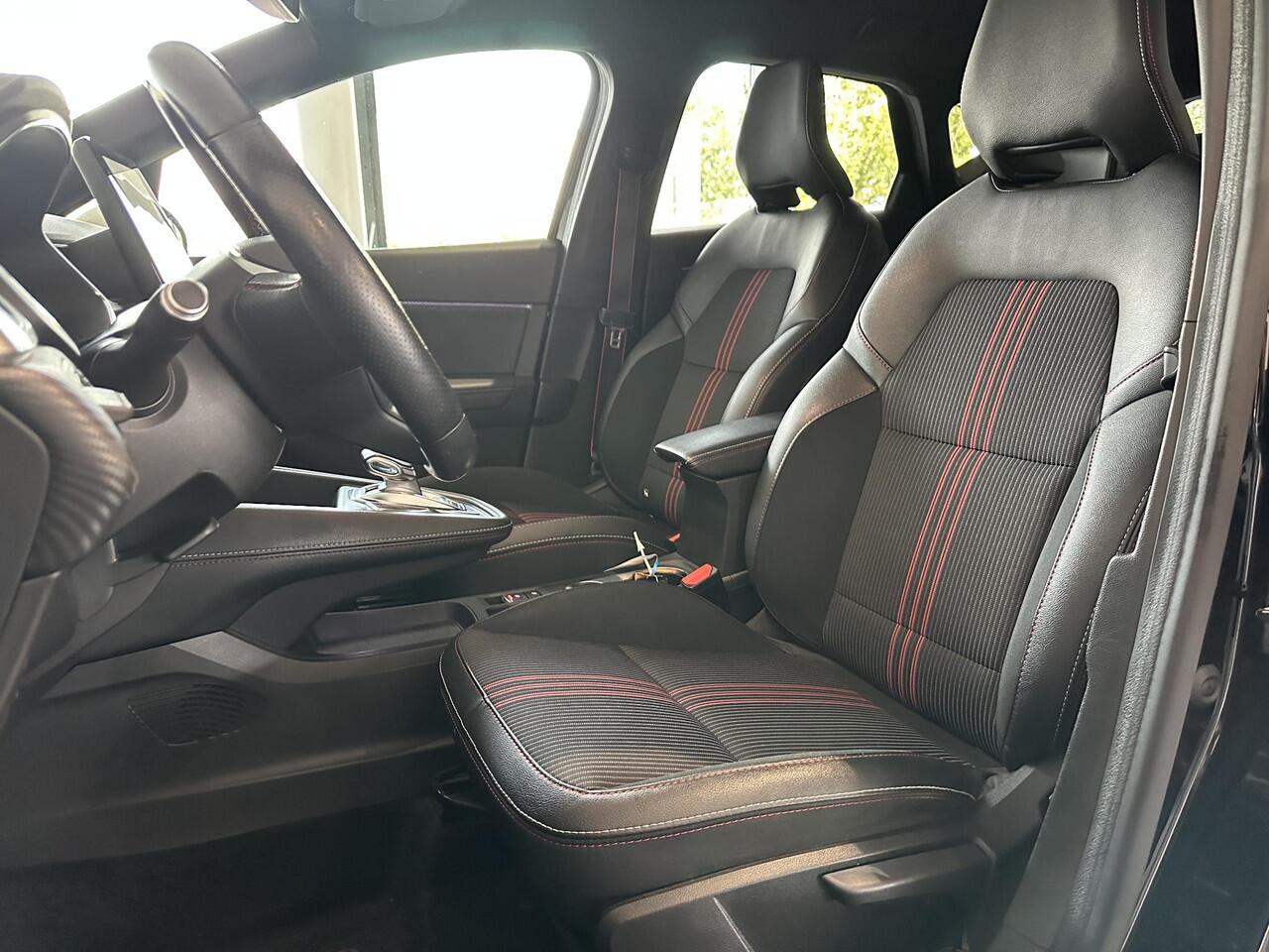 Renault CAPTUR 1.6 E-Tech Plug-in Hybrid 160 R.S. Line | 360° CAMERA | STOEL-/STUURVERWARMING | ADAPTIVE CRUISECONTROL | APPLE CARPLAY/ANDROID AUTO