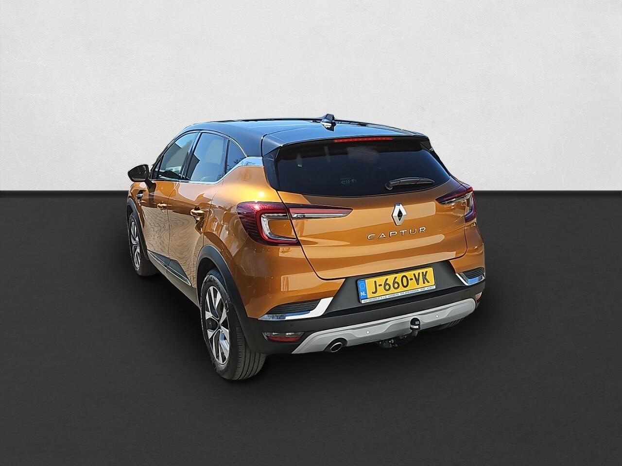 Renault CAPTUR 1.3 TCe 130 Intens EDC AUTOMAAT / ALLE OPTIES /TREKHAAK
