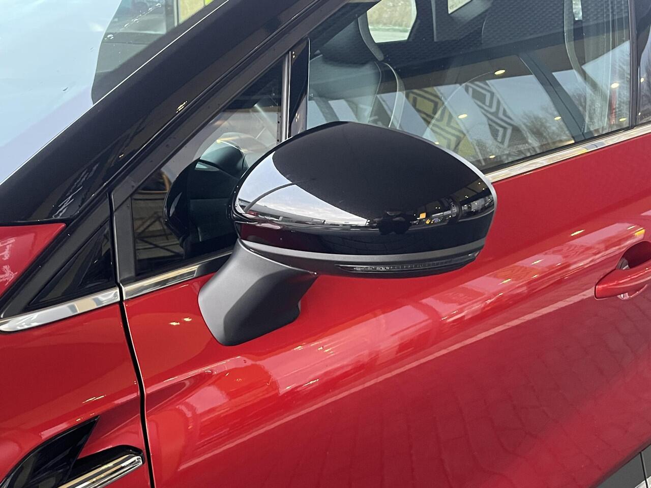 Renault CAPTUR 1.0 TCe 100 Intens TREKHAAK / PARKEERSENSOREN / CRUISE CONTROL / CLIMATE CONTROL / NAVI / 1 EIGENAAR!