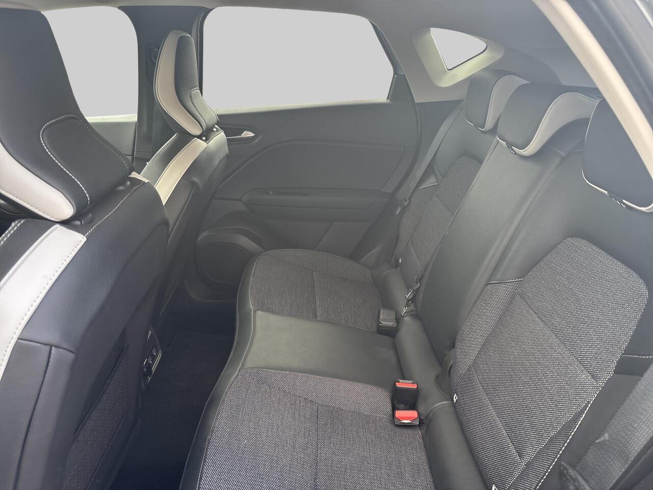 Renault CAPTUR 1.6 E-Tech Hybrid 145 Intens