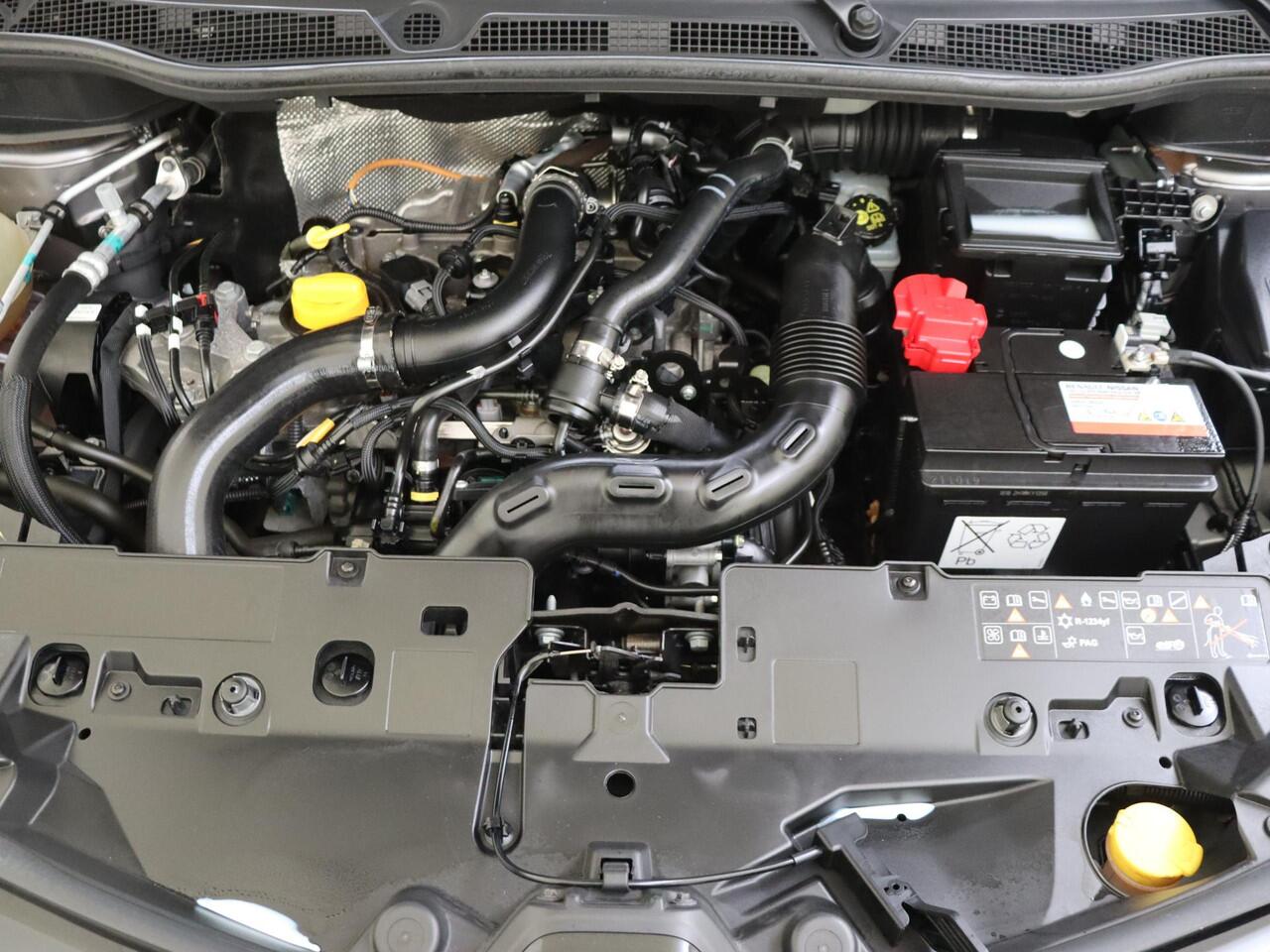 Renault CAPTUR 0.9 TCe Intens TREKHAAK 1200 kg | Navigatie | Parkeersensoren voor & Achter | Privacy Glass |