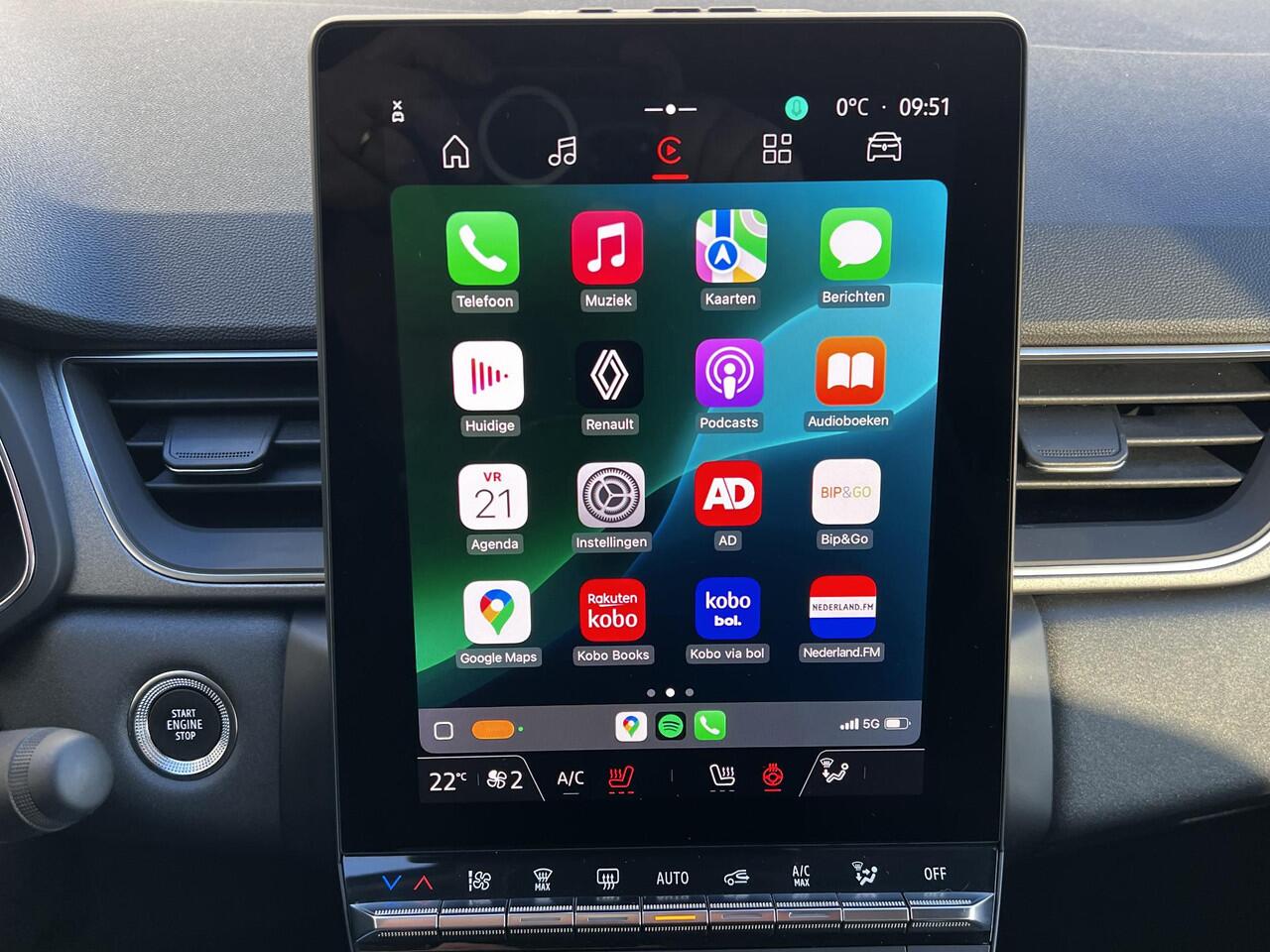 Renault CAPTUR Mild Hybrid 160 EDC Techno Automaat / Fabrieksgarantie tot 09-2026 / All Season Banden / Stoel & Stuurverwarming / Achteruitrijcamera / Apple Carplay & Android Auto / Navigatie /