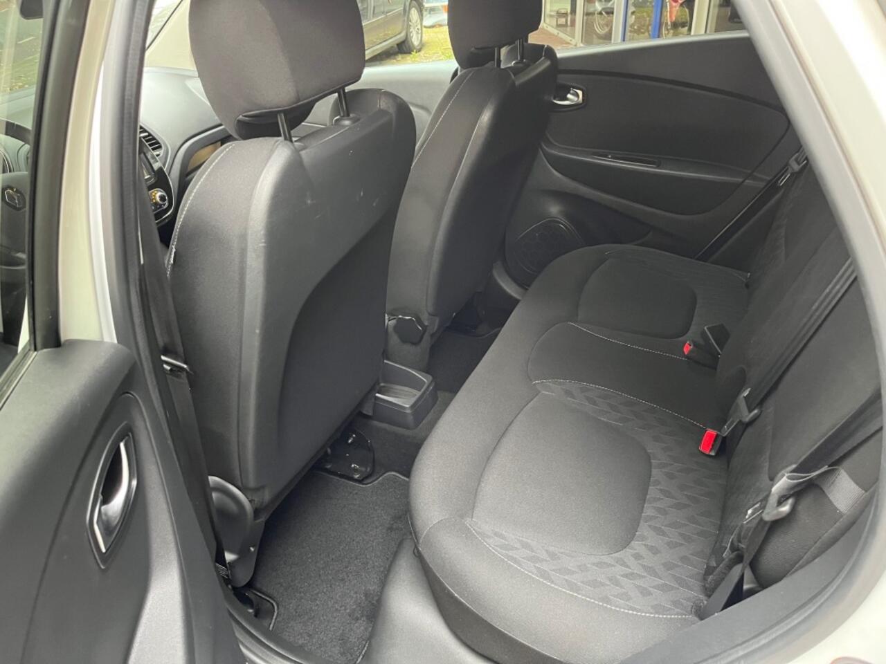 Renault CAPTUR 1.3 TCE INTENS Limited.