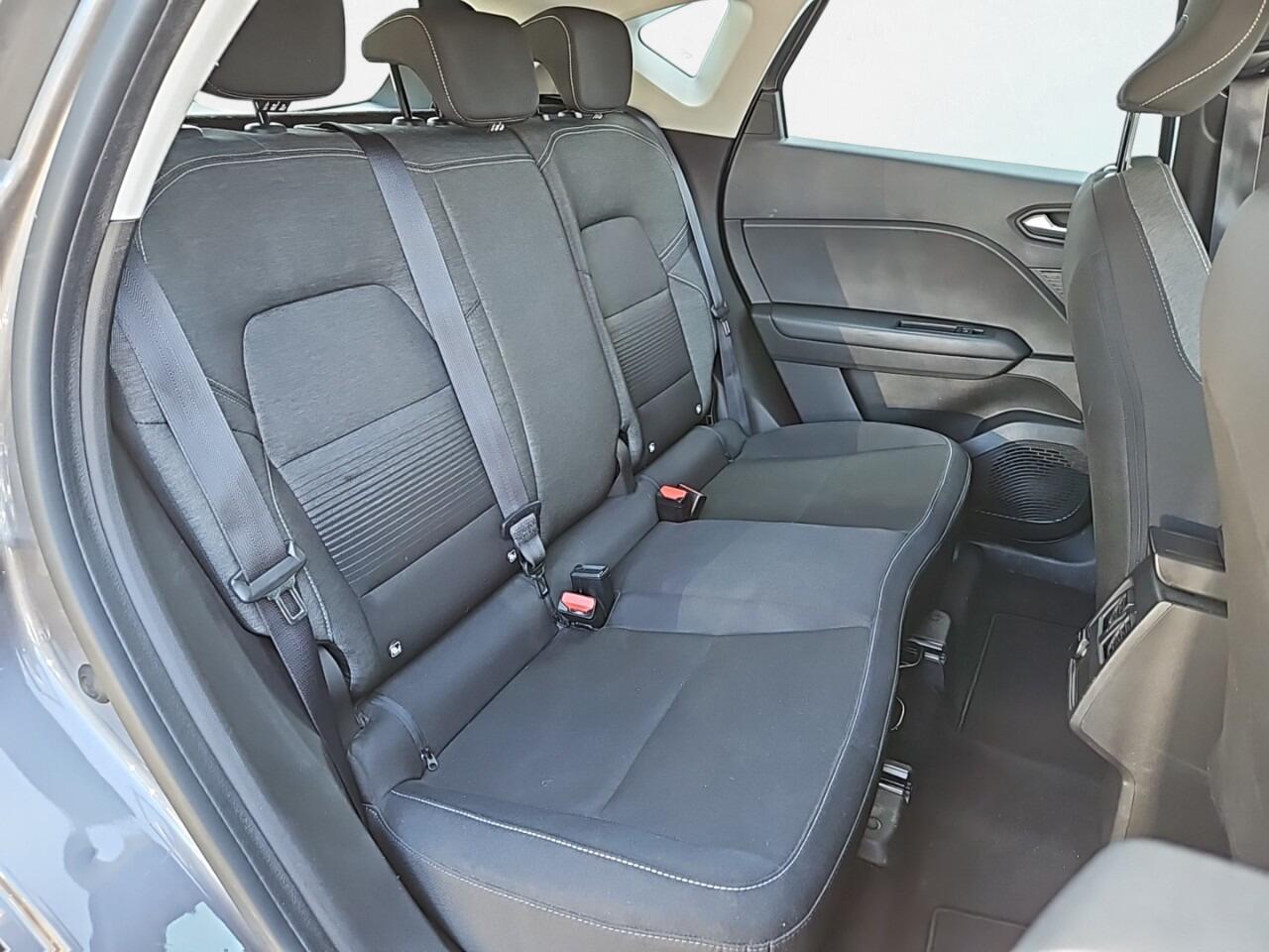 Renault CAPTUR 1.3 TCe 130 Zen EDC AUTOMAAT / STOELVERWARMING / ECC