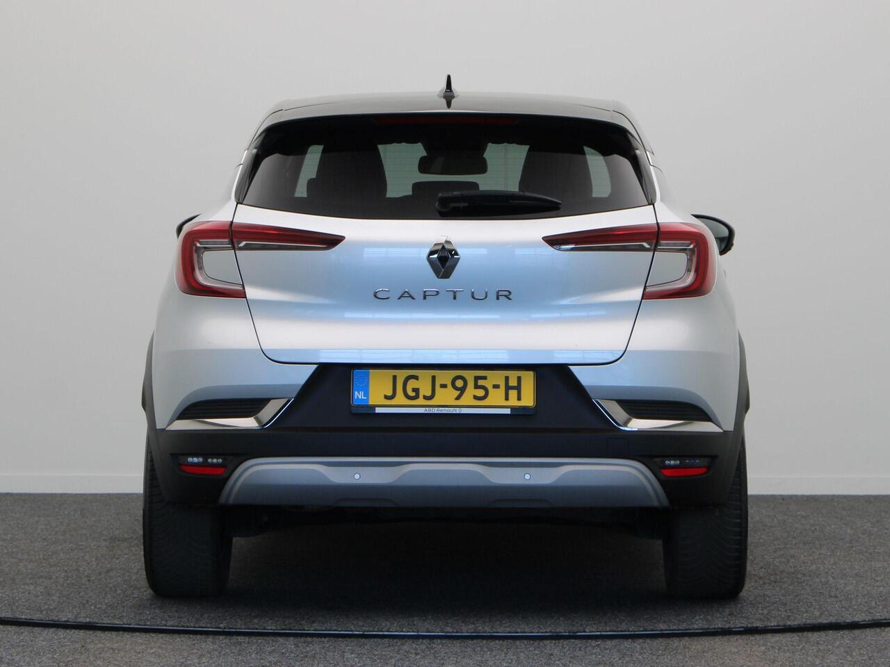 Renault CAPTUR 1.0 TCe 90 Techno | Parkeersensoren voor en achter | Achteruitrijcamera | Navigatie | Climate control | Cruise control |