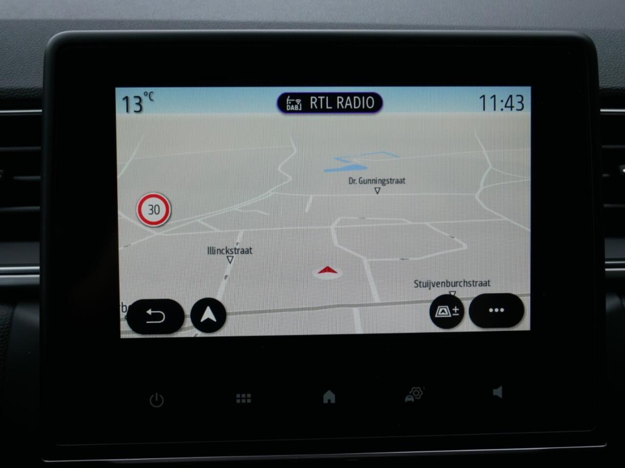 Renault CAPTUR 1.3 TCE INTENS **Clima//Navi//Lm **