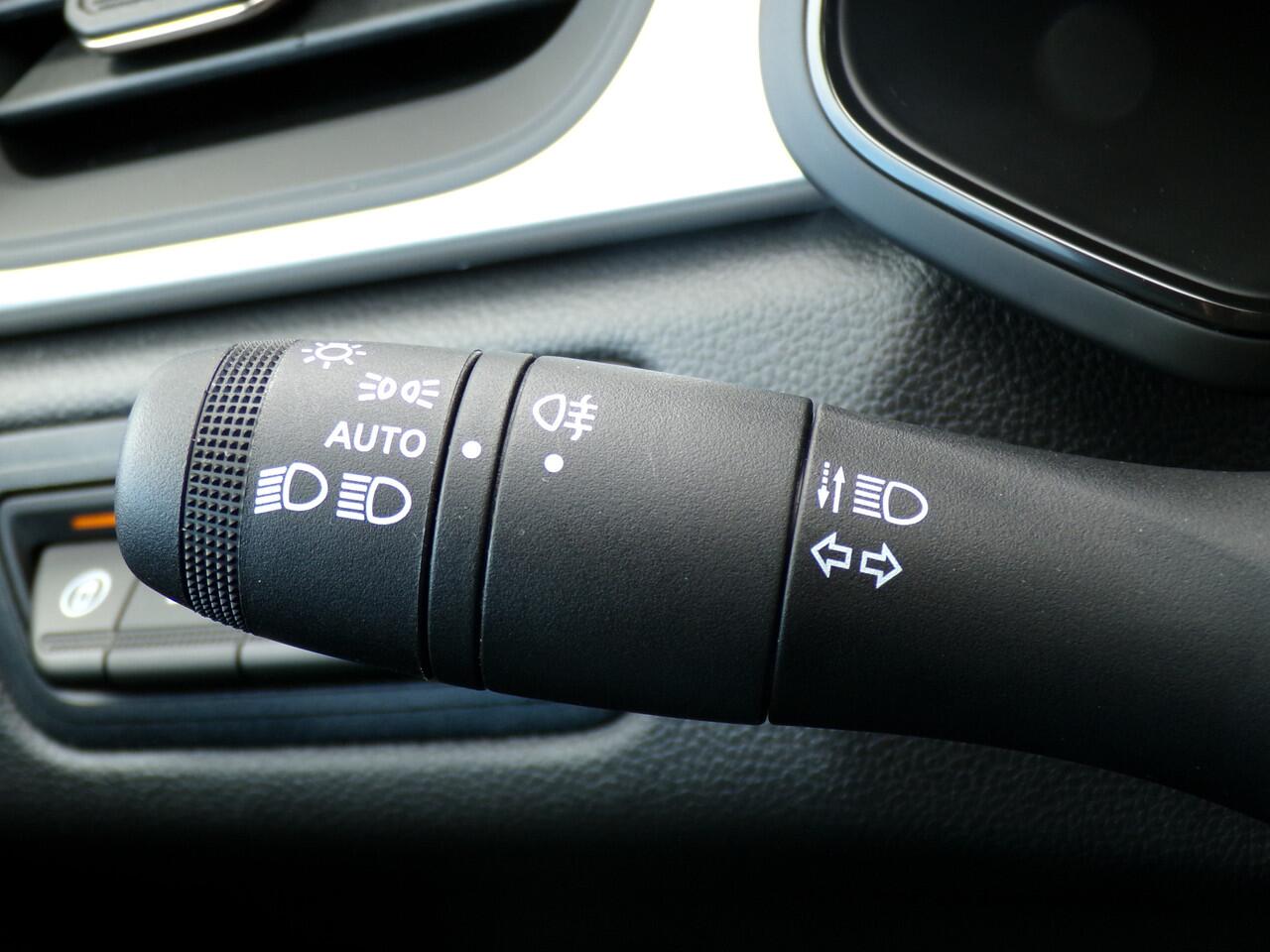 Renault CAPTUR 1.0 TCe 90 evolution, Trekhaak / Carplay + Android Auto / Sensoren + Camera / Full LED. / Cruise Control