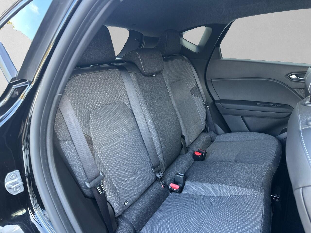 Renault CAPTUR 1.3 mild hybrid 160 techno EDC AUTOMAAT / GROOT NAVI / STOEL EN STUURVERWARMING / CAMERA / VELE OPTIES