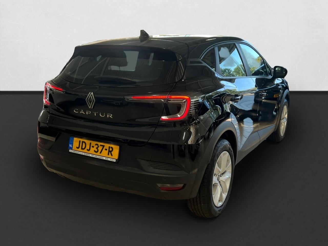 Renault CAPTUR 1.3 mild hybrid 160 evolution EDC AUTOMAAT / CAMERA / ECC / PDC ACHTER