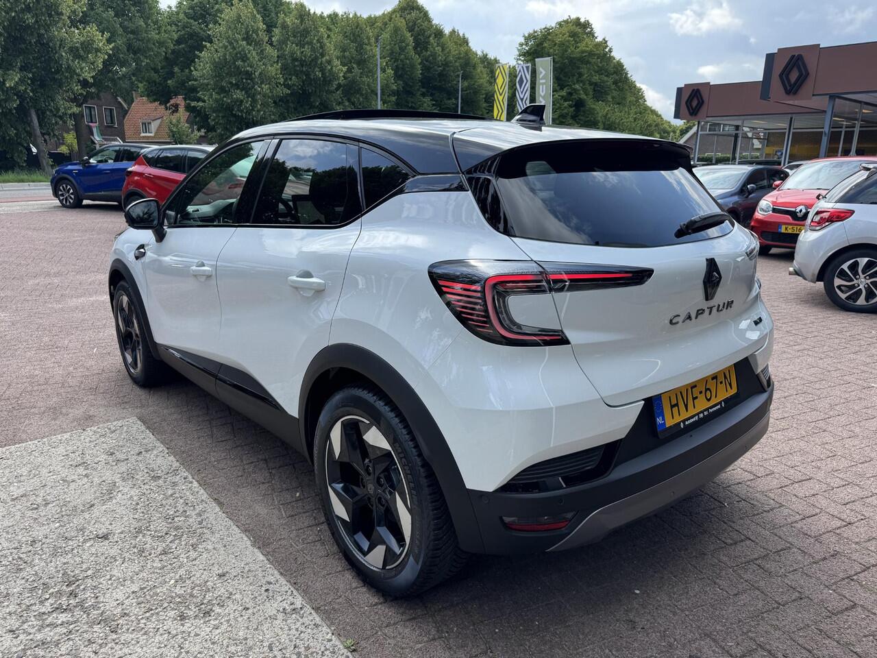 Renault CAPTUR 1.6 E-Tech 145 esprit Alpine+Pack Light&Sound!!