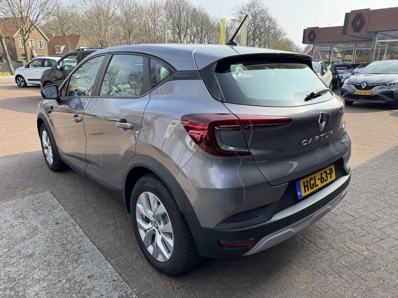 Renault CAPTUR 1.6 E-Tech full hybrid 145 evolution