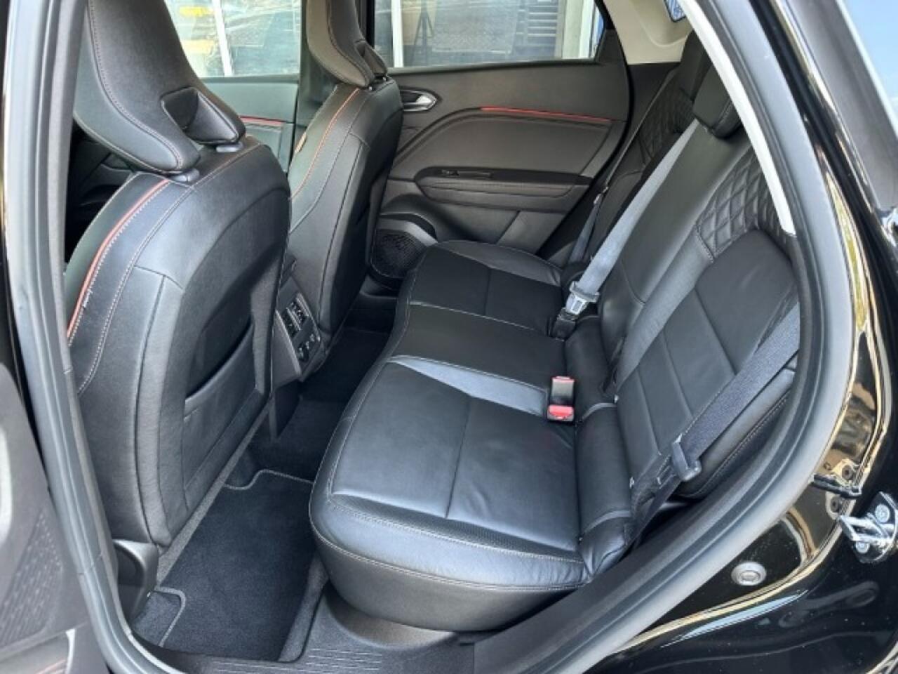 Renault CAPTUR 1.3 TCE INIT. PARIS. LEER. 360 CAMERA. TREKHAAK. ALL.IN.