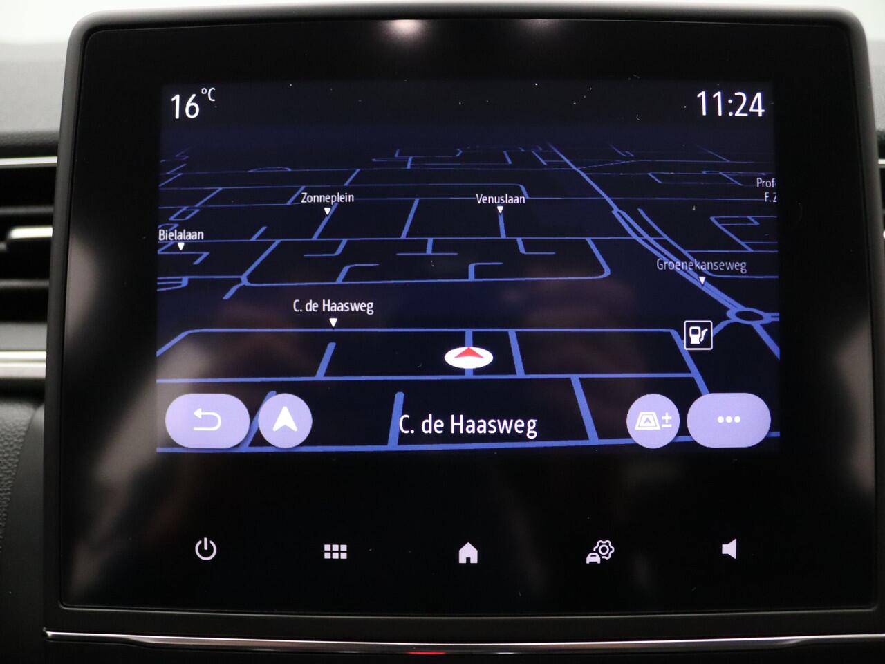 Renault CAPTUR 140pk TCe Intens Cruise | Climate | Carplay | Parkeersens. v+a | Trekhaak