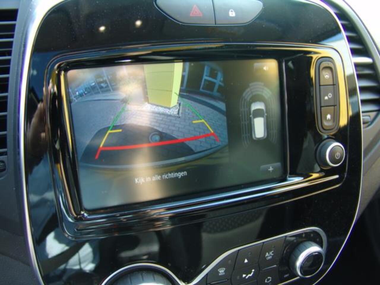 Renault CAPTUR 1.3 TCe 150 EDC/AUT. Intens PANORAMISCH GLAZEN DAK, PACK EASY LIFE/ FULL LED/ TREKHAAK/ 4SEIZOENSBANDEN/ ETC.. DEALER ONDERHOUDEN! RIJKLAAR!