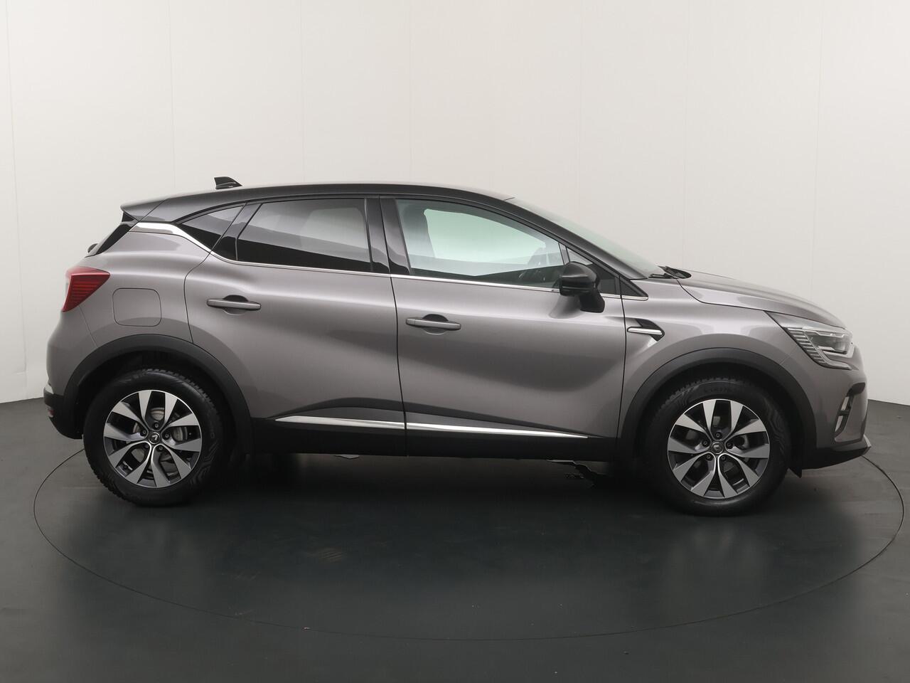 Renault CAPTUR 90PK TCe Intens | Half leder | Nav | Trekhaak | Camera | Hoge zit | Two tone |