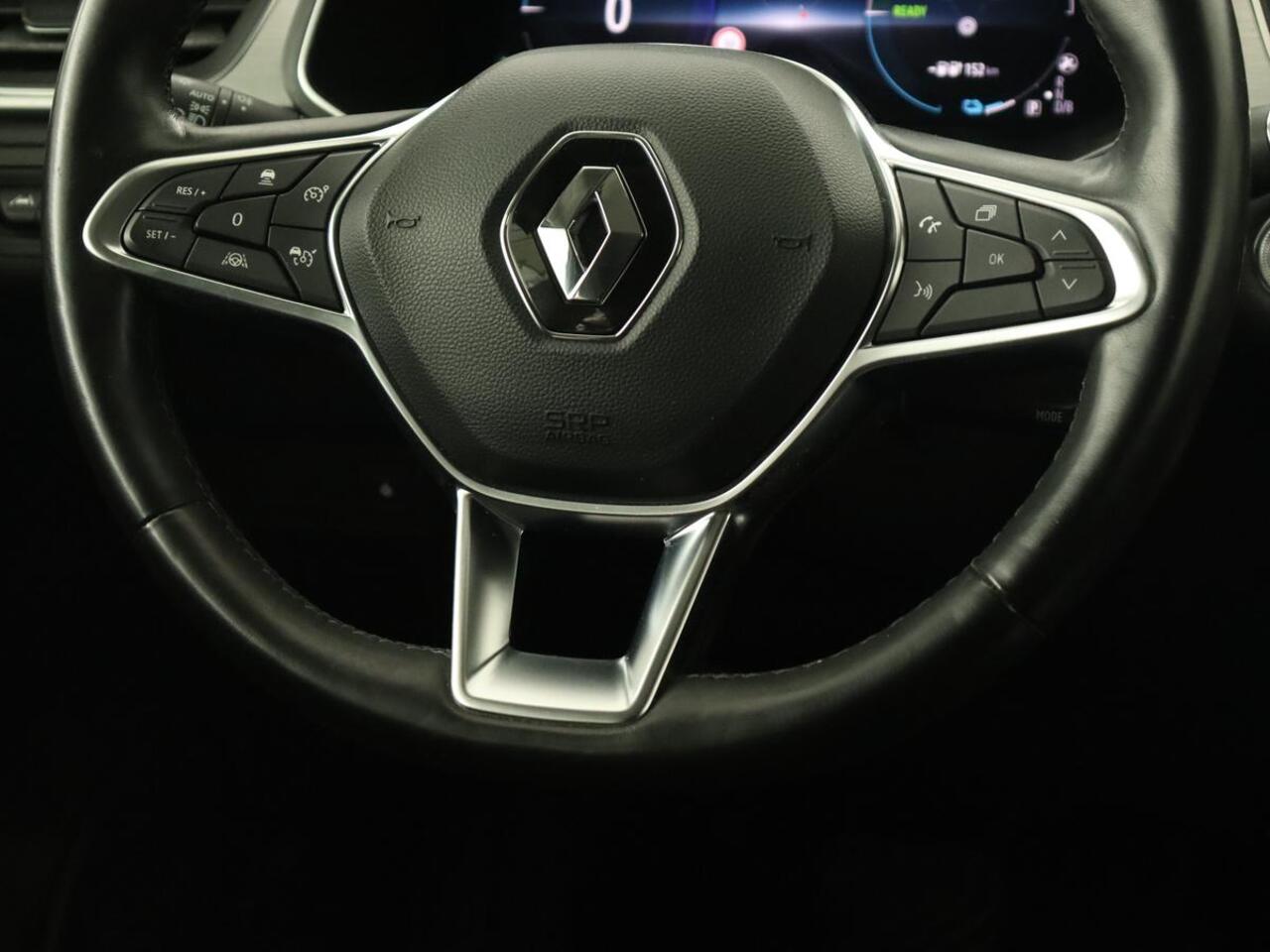 Renault CAPTUR 1.6 E-Tech Hybrid 145 Intens | Automaat | Carplay | PHEV | Half leder | Adaptive cruise | Climate controle | DAB | Getint glas | LED