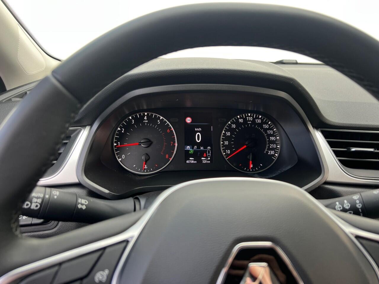 Renault CAPTUR 1.0 TCe 100 Zen CRUISE / KEYLESS / APPLE CARPLAY/ANDROID AUTO