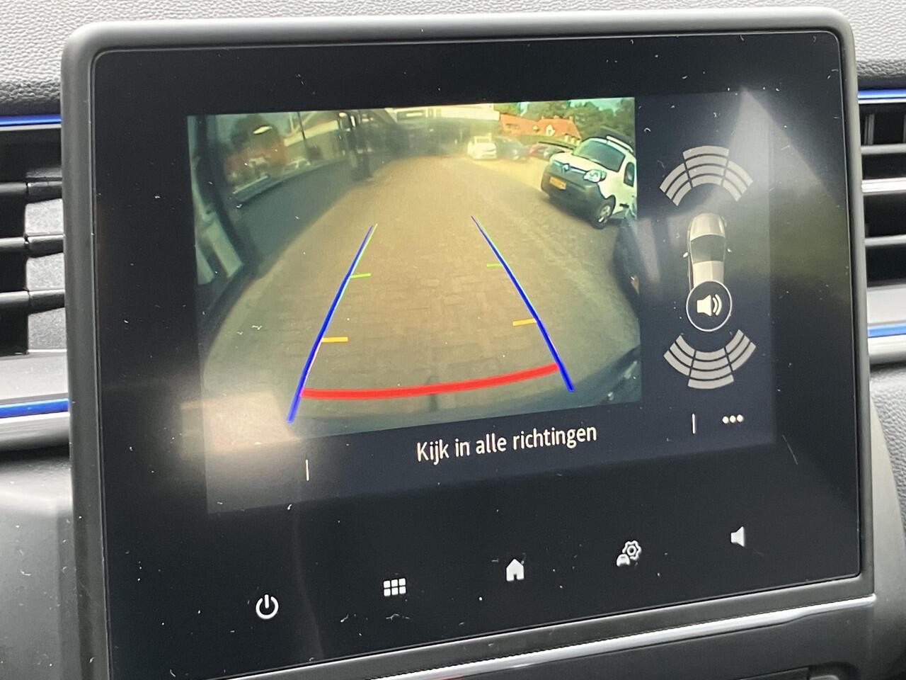 Renault CAPTUR 1.3 TCe 130 Intens * TREKHAAK *