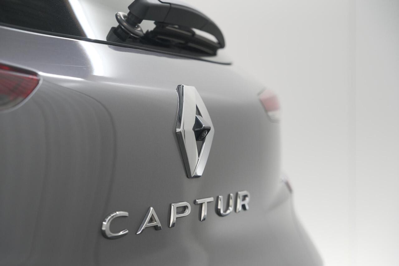 Renault CAPTUR TCe 90 Intens | Camera | Parkeersensoren | Navigatie | 18 Inch Velgen