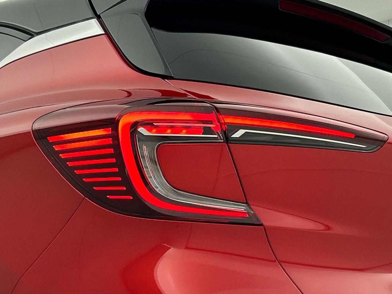 Renault CAPTUR 1.0 TCe Techno 90PK | Navigatie 9,3'' | Stoel en Stuurverwarming | Achteruitrijcamera | Climate Control | Parkeersensoren | Carplay | Lichtmetalen velgen 17"