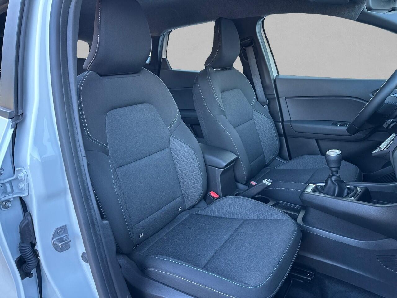 Renault CAPTUR 1.0 TCe 90 evolution PDC / CAMERA / CARPLAY/ LED