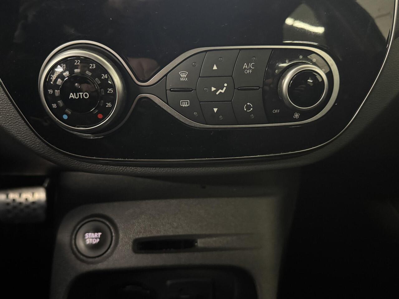 Renault CAPTUR 1.3 TCe Intens | Navigatie | Camera | Stoelverwarming |