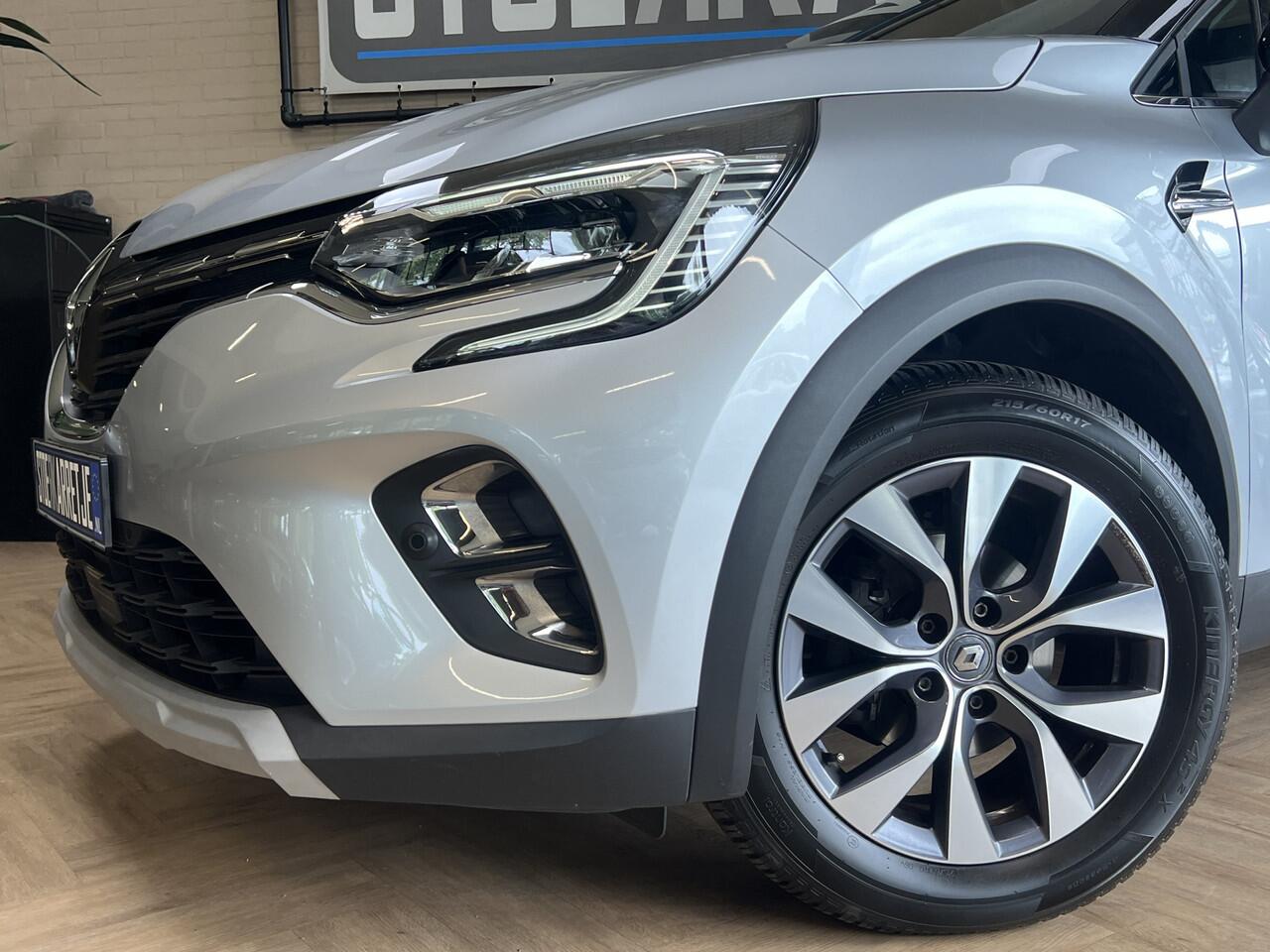 Renault CAPTUR 1.3 TCe 130 Intens | Groot Navi | Bose | Stoelverwarming | Camera | Led | PDC | 17" | Volledig onderhouden!