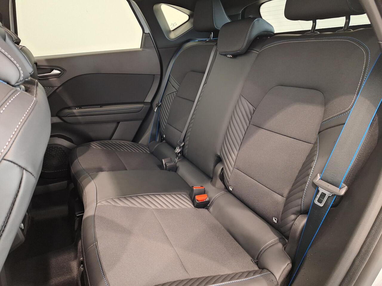 Renault CAPTUR 1.8 E-Tech Full Hybrid 160 Esprit Alpine | Pack Privilège | Pack Light & Sound | Van: ¤ 41.059,- nu rijklaar voor: ¤ 39.059,-