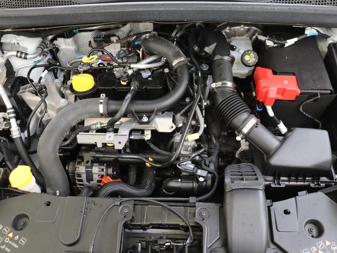 Renault CAPTUR 1.0 TCe 90 PK Intens Navigatie | Apple Carplay | Android Auto | Camera | Parkeersensoren V+A