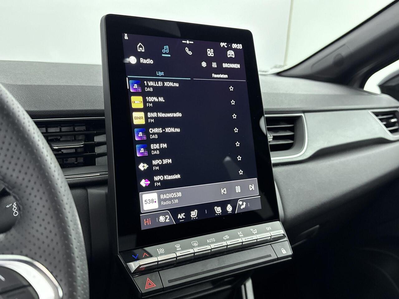 Renault CAPTUR 1.6 E-Tech Full Hybrid Techno 145PK | Automaat | Stoel- en Stuurverwarming | Achteruitrijcamera | Climate Control | Apple CarPlay & Android Auto