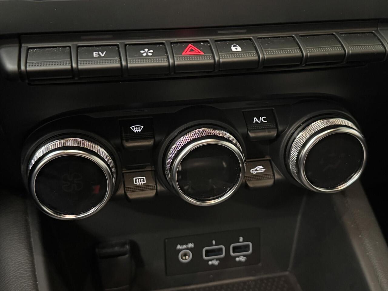 Renault CAPTUR 1.6 E-Tech Hybrid 145 R.S. Line | Navigatie | Camera | Cruise control | Lichtmetalen velgen 18'' |