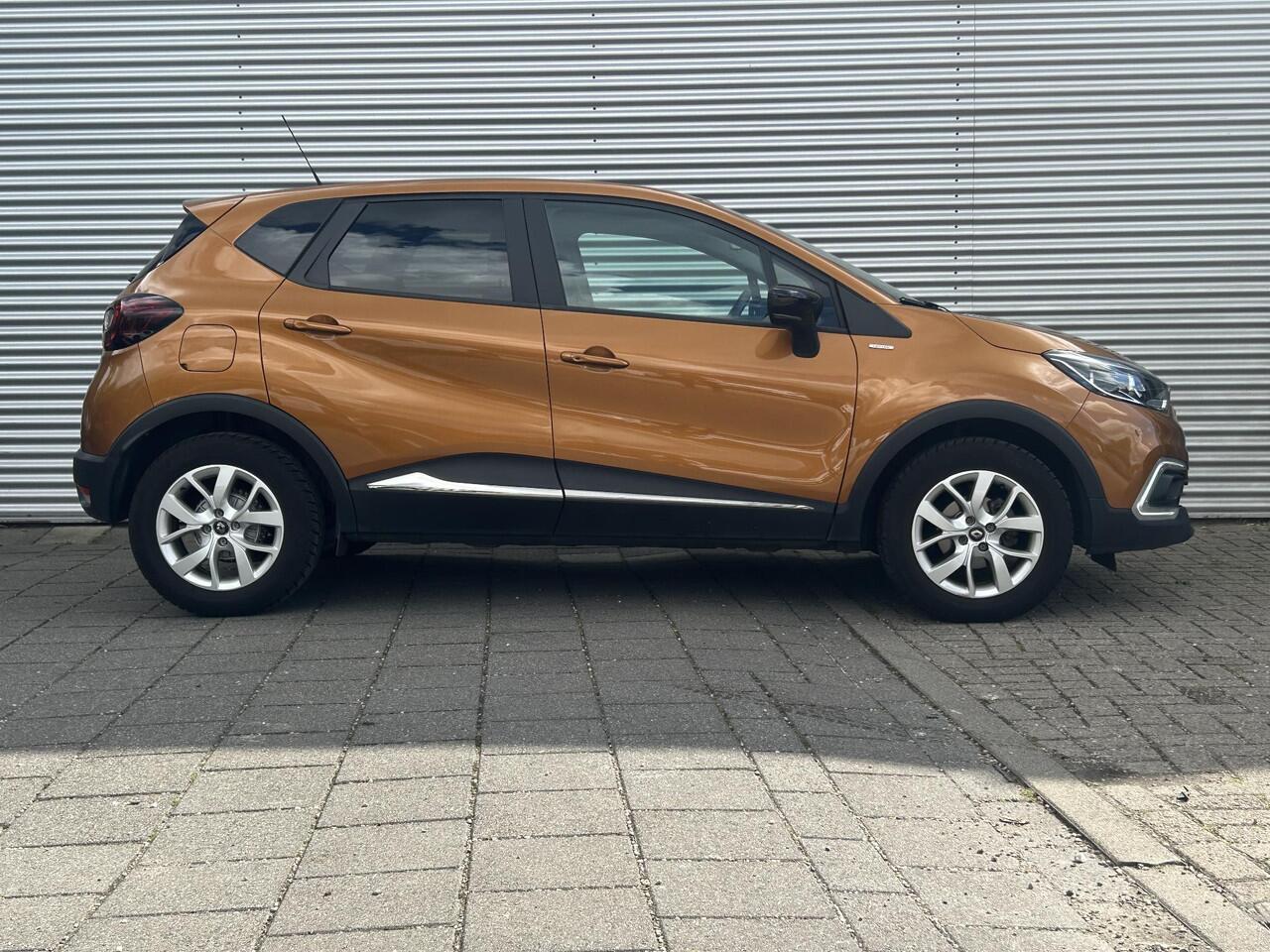Renault CAPTUR 0.9 TCe Limited | Navi | PDC | Cruise Control |