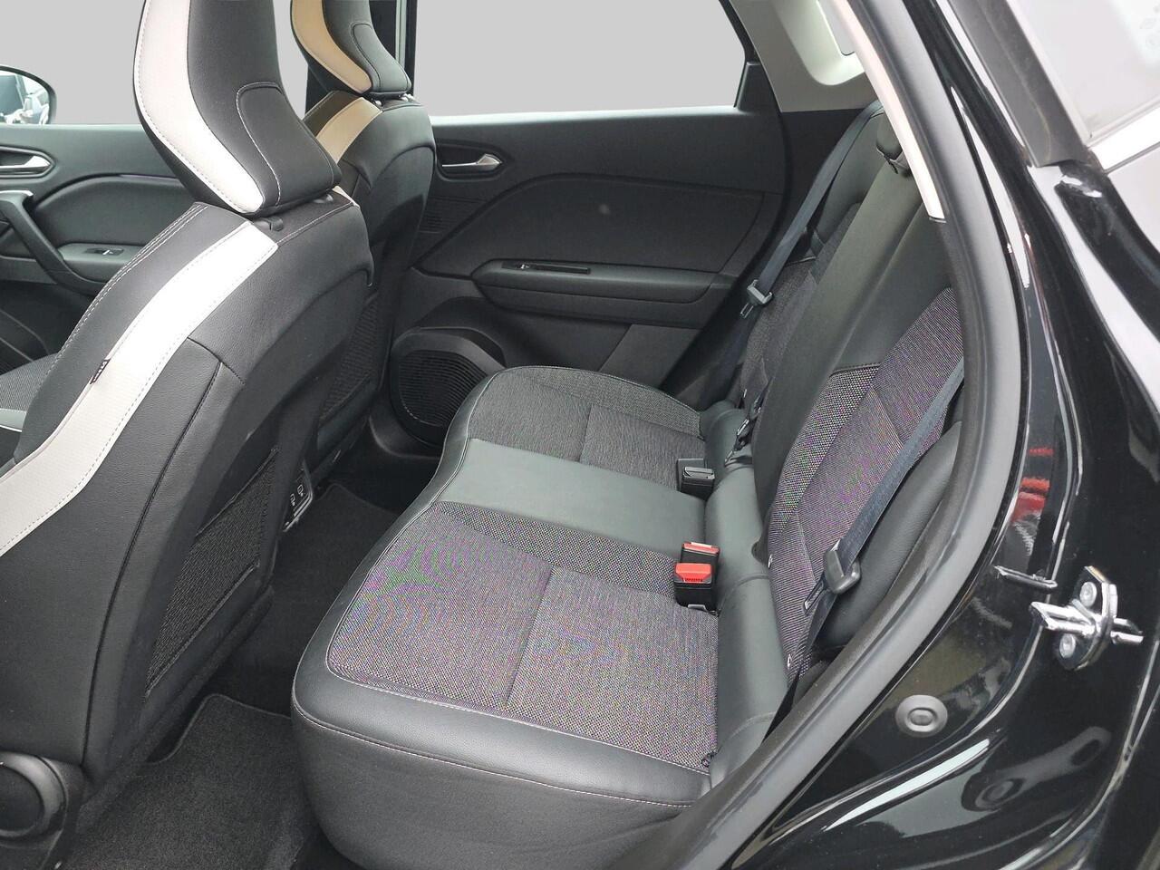 Renault CAPTUR 1.3 TCe 140 R.S. Line | Automaat | Trekhaak | 360 camera | Two tone | Stoel/Stuurverwarming | Adaptive Cruisecontrol |