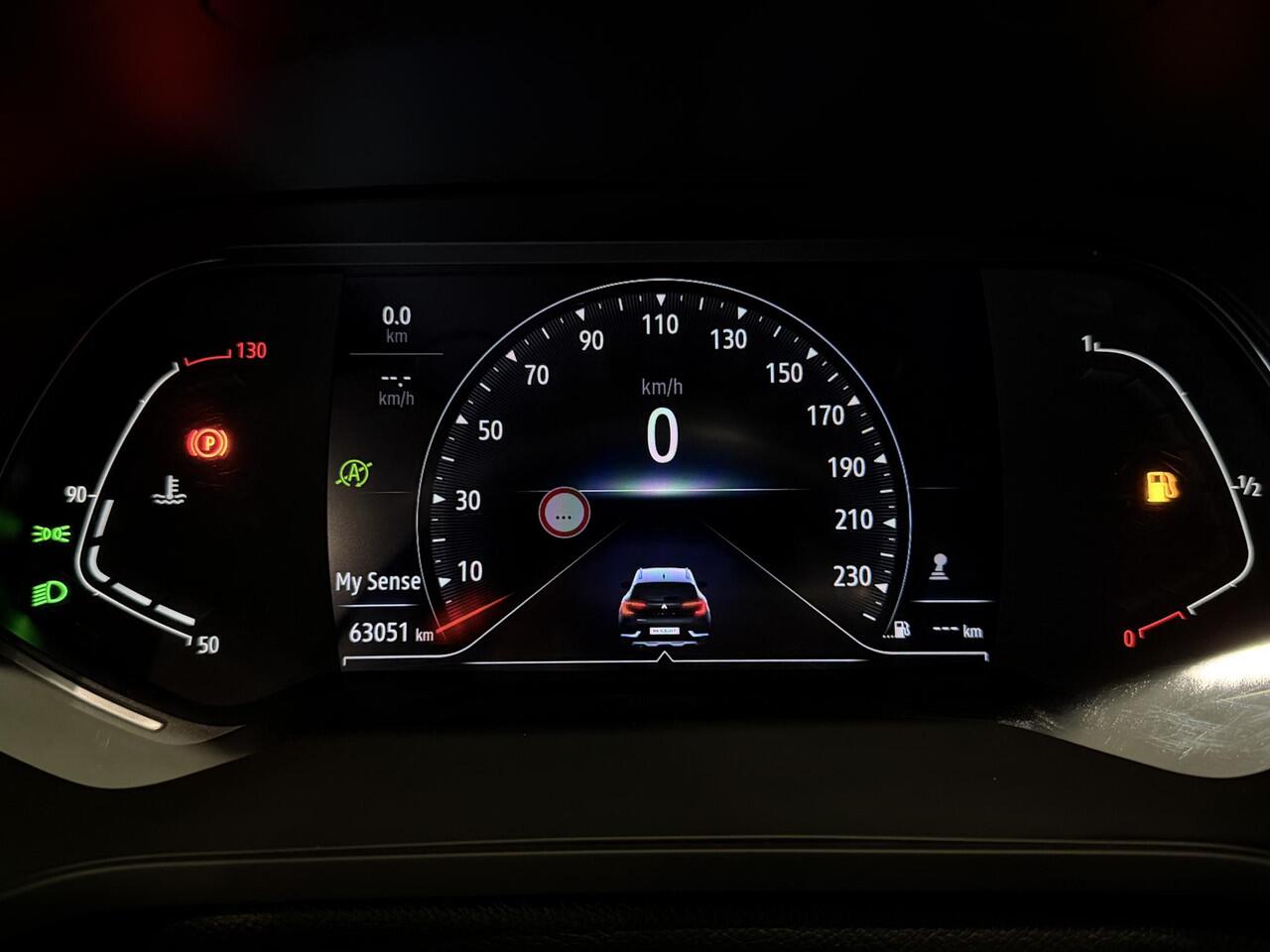 Renault CAPTUR 1.0 TCe 90 R.S. Line | Navigatie 9,3" | Trekhaak | All season banden | Apple Carplay/Android Auto