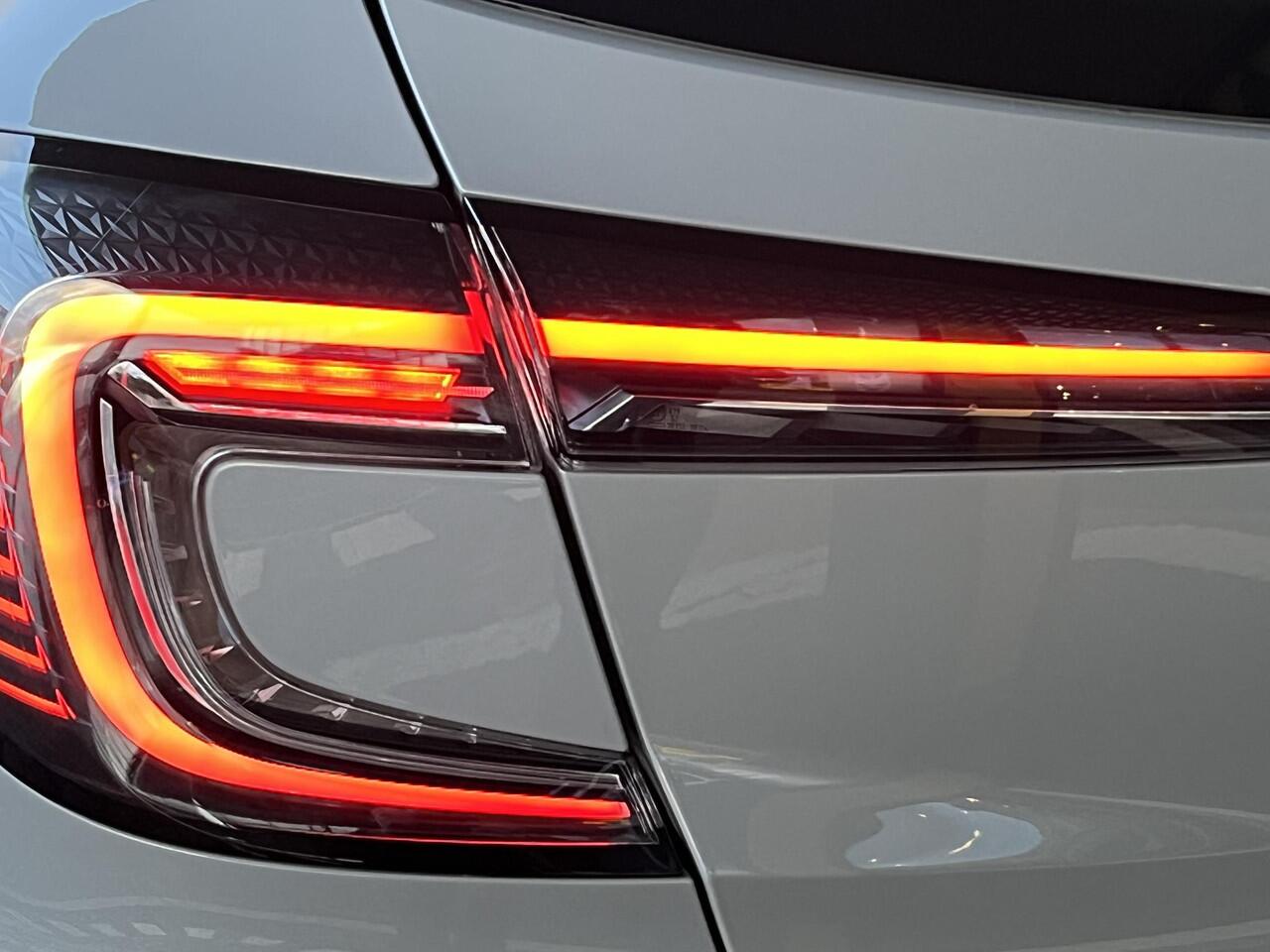 Renault CAPTUR 1.6 E-Tech full hybrid 145 techno LICHT METAAL / CRUISE / PARKEERCAMERA / CLIMATE CONTROLE