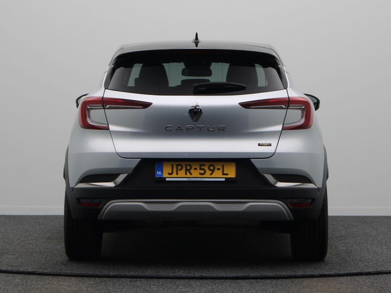 Renault CAPTUR E-Tech Hybrid 145pk Techno | Lane assist | Stuurverwarming | 360 graden camera | Parkeersensoren voor/achter |