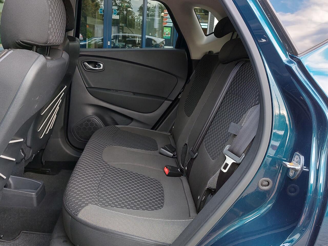 Renault CAPTUR 1.3 TCe 131pk Intens | Origineel NL | Navi | Clima | Cruise | Led Koplampen | Keyless Entry | Dodehoek+Licht+Regensensor | Pdc V+A+Assist+Camera | Privacy Glass | 17''lm |