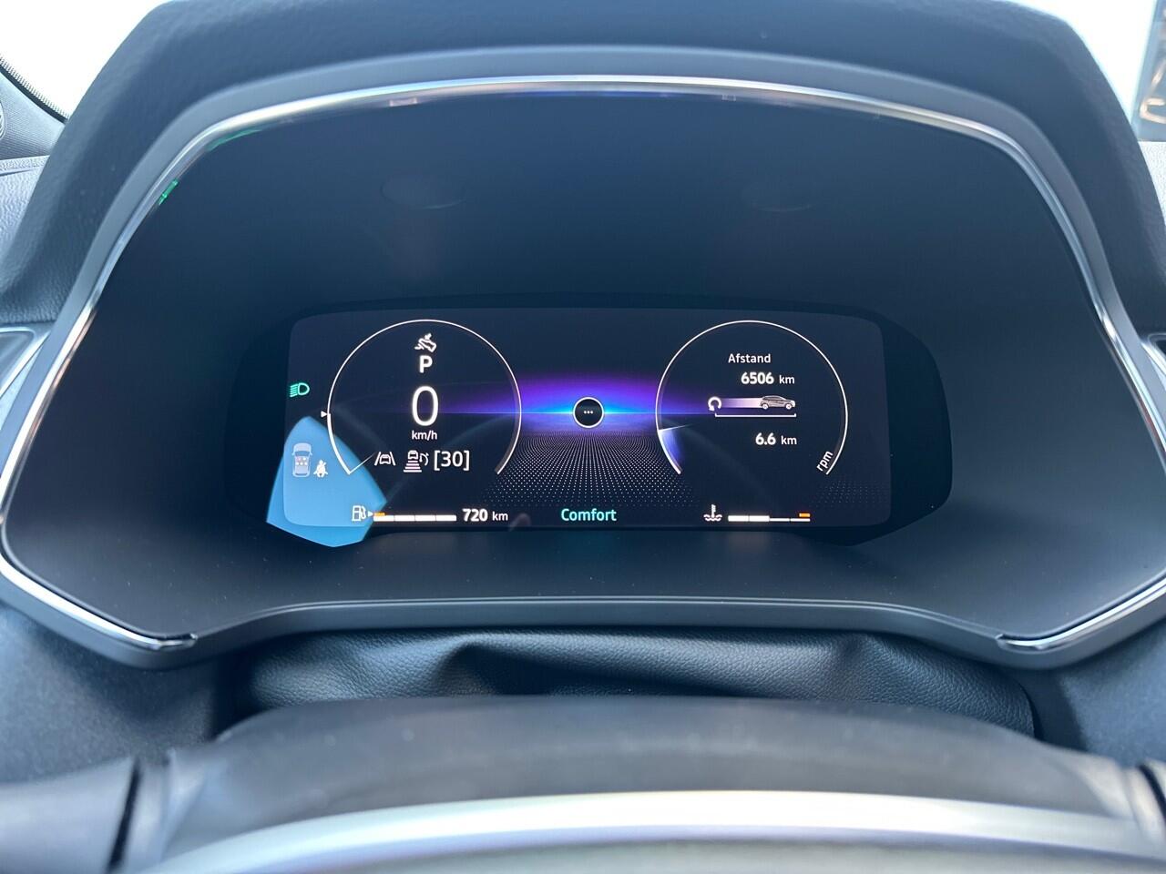 Renault CAPTUR 1.3 mild hybrid 160 techno EDC AUTOMAAT / GROOT NAVI / STOEL EN STUURVERWARMING / CAMERA / VELE OPTIES