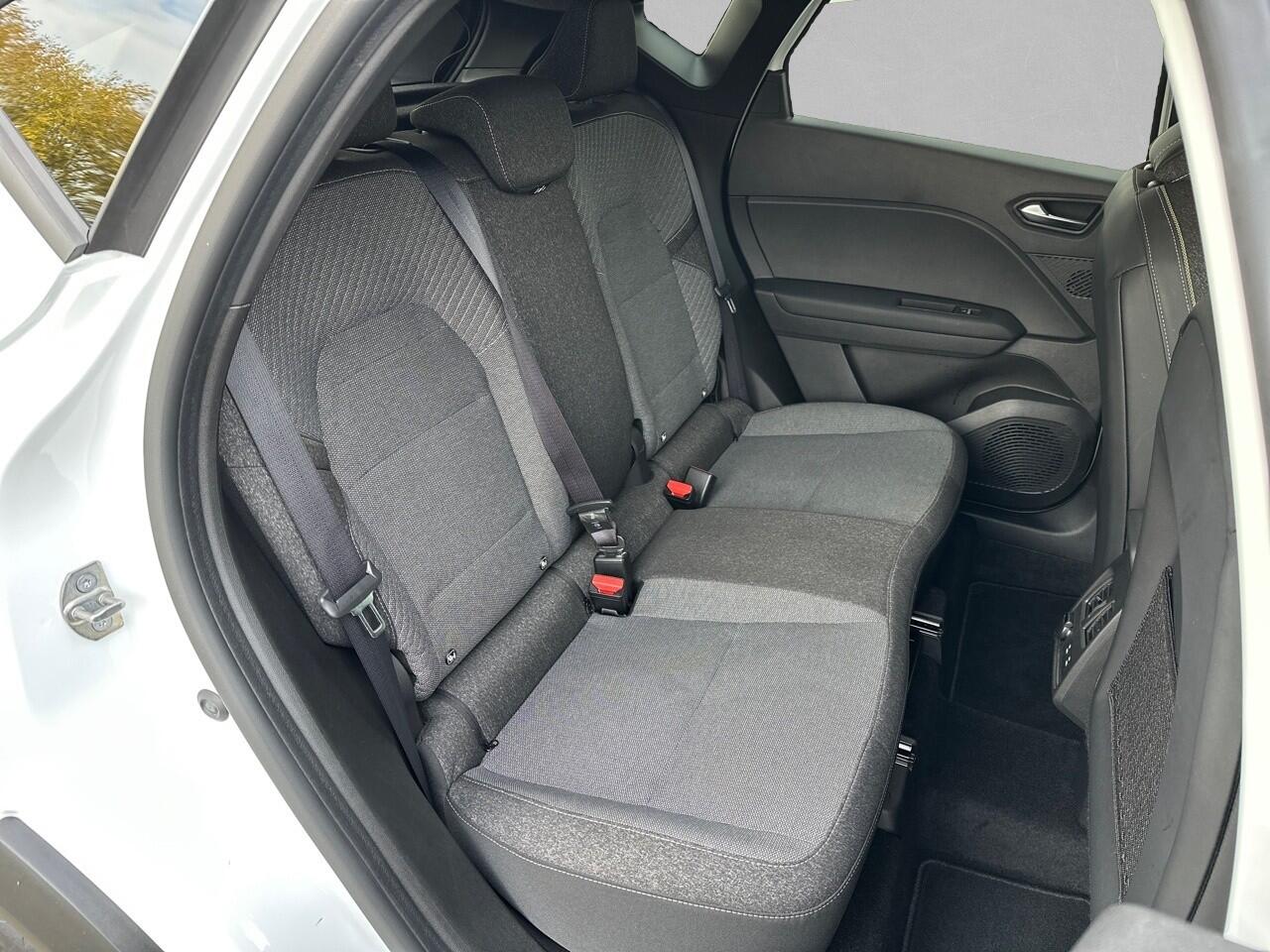 Renault CAPTUR 1.3 mild hybrid 140 techno GROOT NAVI / TREKHAAK / CAMERA / PDC