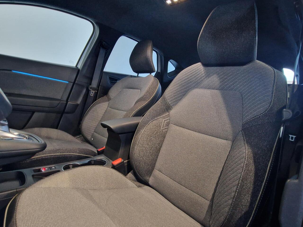 Renault CAPTUR 1.6 E-Tech full hybrid 145 techno | 360° CAMERA | NAVIGATIE | ADAPTIVE CRUISE | DODEHOEK DETECTIE |