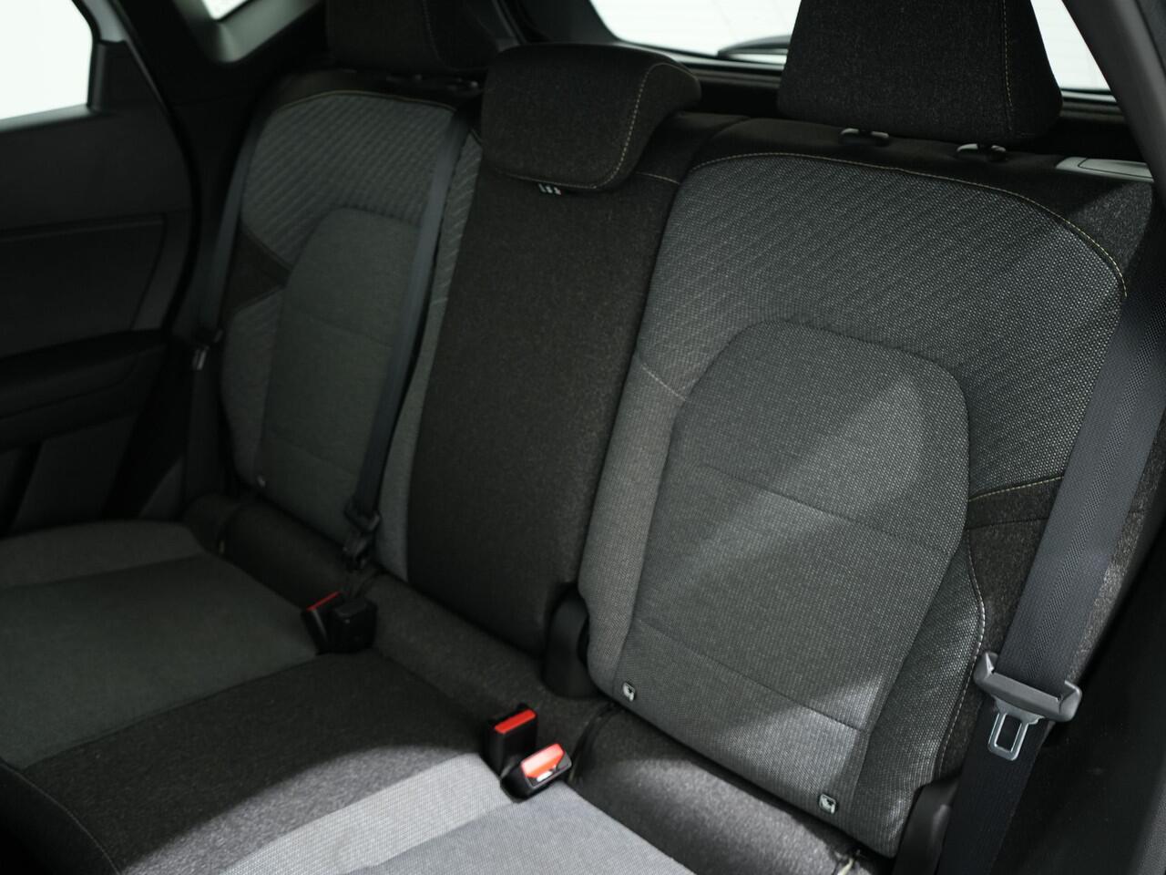 Renault CAPTUR 1.3 MILD HYBRID 140PK TECHNO | Two Tone | Adaptive Cruise | Winterpakket